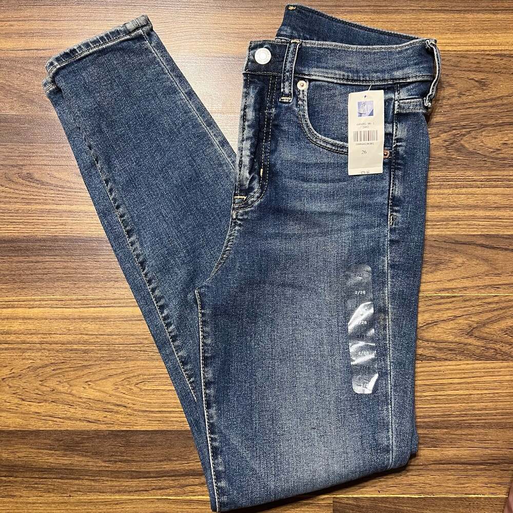 NWT Gap True Skinny High Rise Denim Jeans